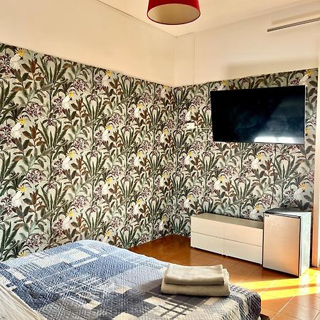 Puglia Low-Cost, Holiday Home ブリンディジ エクステリア 写真